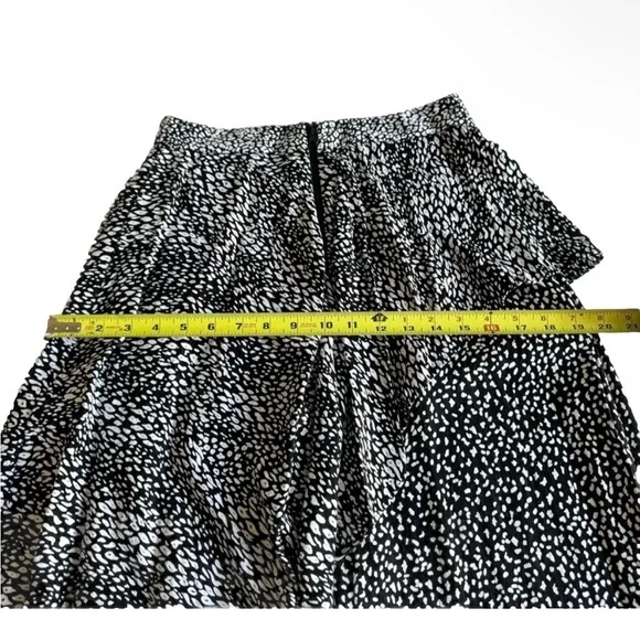 ALICE + OLIVIA Danita Double Layer A-Line Skirt - Size 2 - MSRP $440 - NWT - Picture 11 of 12